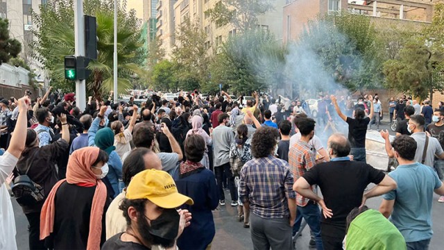 ইরানে ফের শুরু হয়েছে জেন-জি বিক্ষোভ ও আন্দোলন